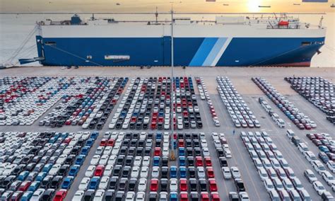 International Car Shipping Services to Canada .